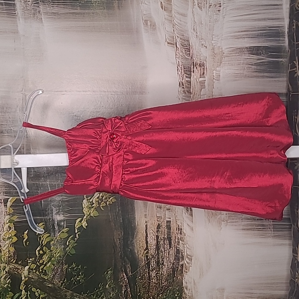 George Girls 12 burgundy formal special occasion taffeta satin puffed hem dress